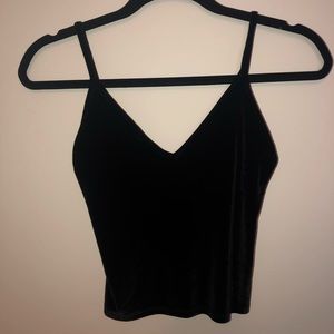 Brandy Melville: Black velvet crop top